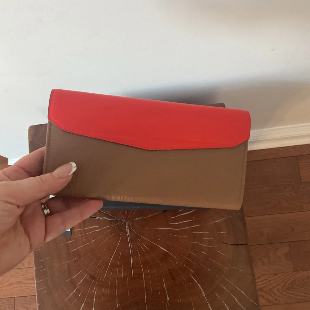 Fendi Vibrant Tangerine and Tan Wallet - Picture 9 of 11
